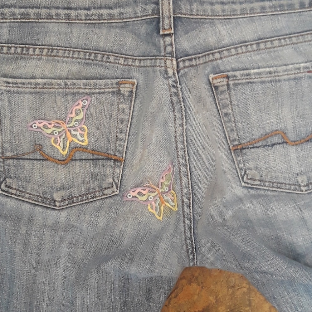 7 FAM light wash jeans with butterflies on back - Picture 3 of 6